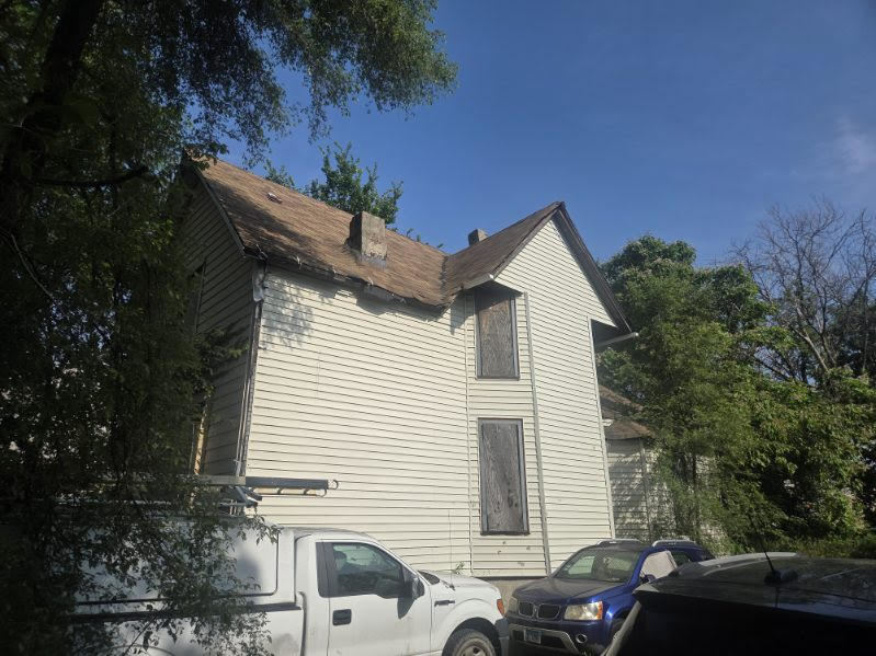 519 West 66th Street Chicago, IL 60621 - Photo 2 of 9