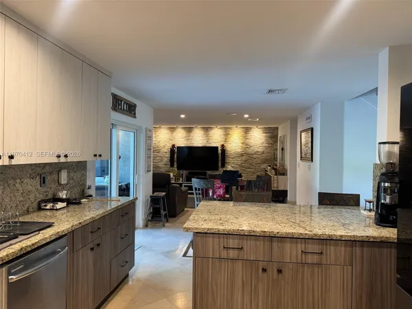 $6,500 | 10973 Northwest 53rd Lane, Doral, FL 33178