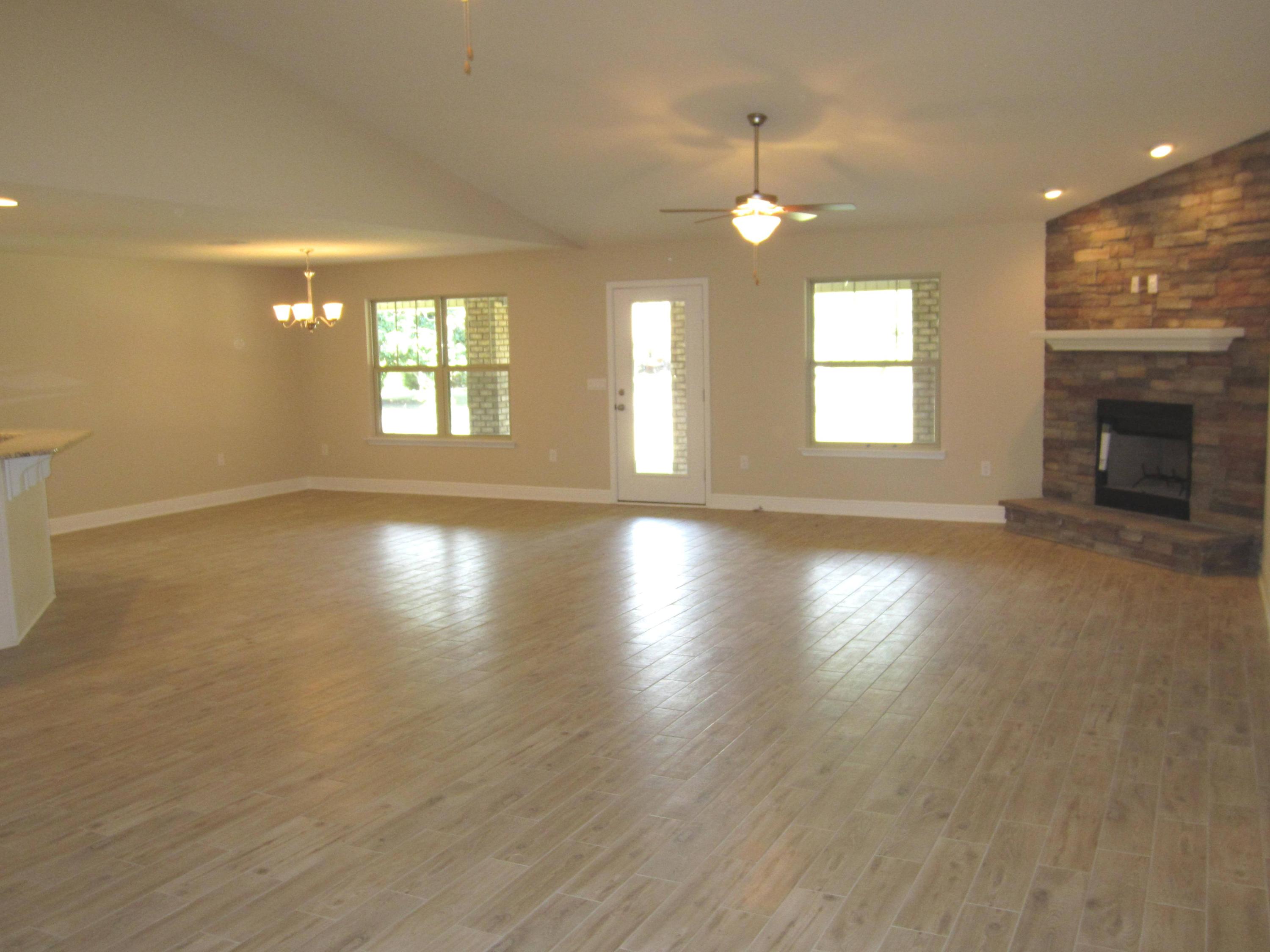 2520 Cove Road Navarre, FL 32566 - Photo 4 of 29