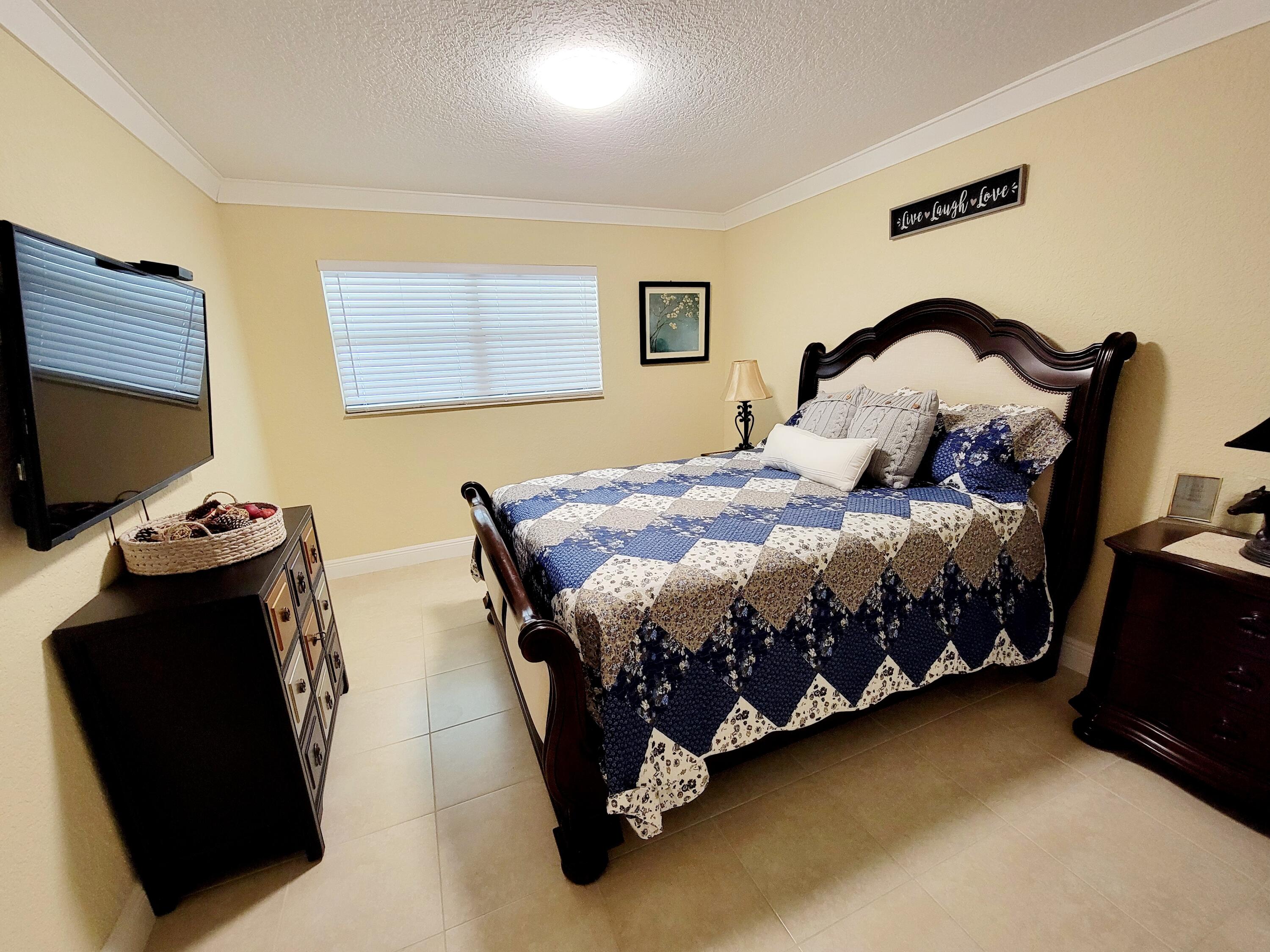 280 Monaco Way Delray Beach, FL 33446 - Photo 13 of 30 pic20