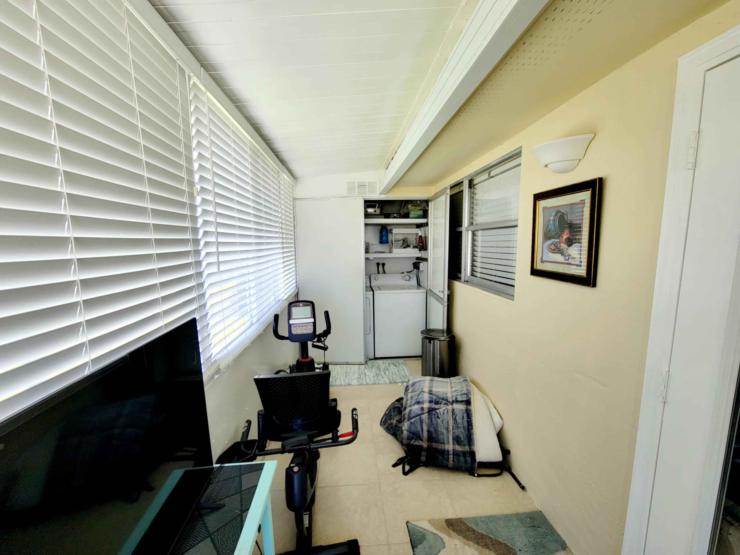 280 Monaco Way Delray Beach, FL 33446 - Photo 14 of 30 pic19