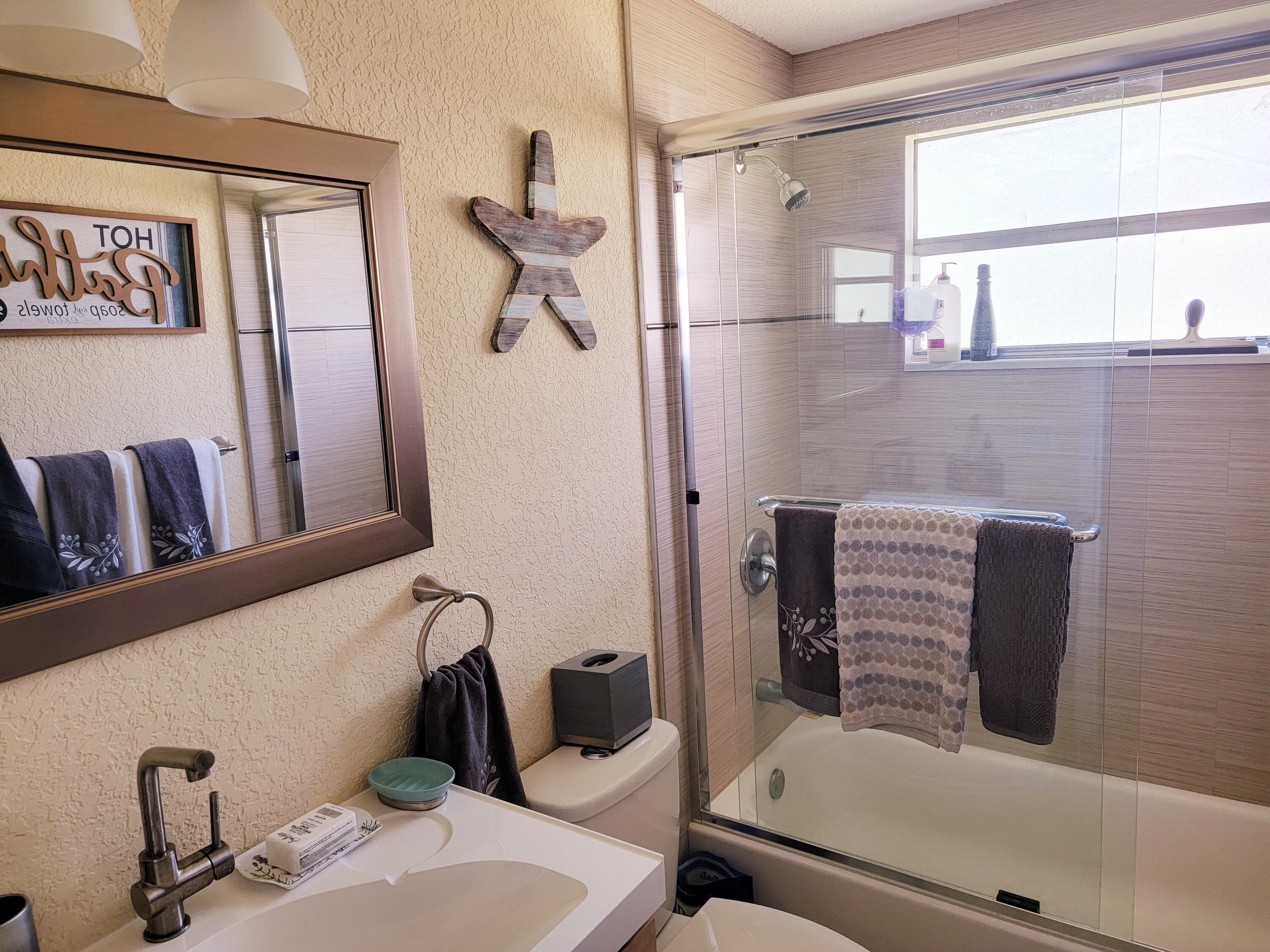 280 Monaco Way Delray Beach, FL 33446 - Photo 17 of 30 pic10