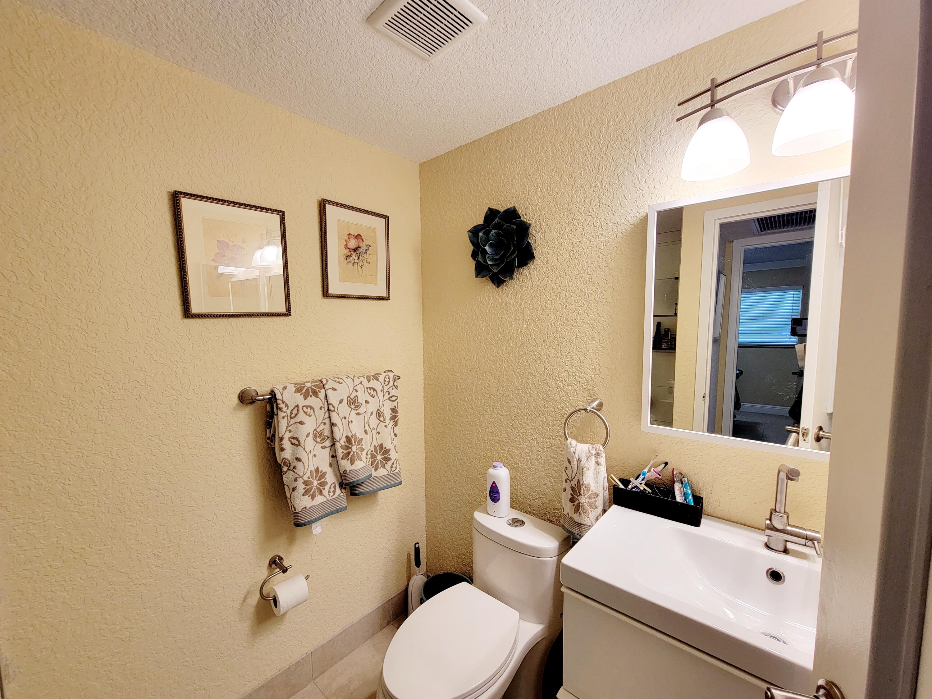 280 Monaco Way Delray Beach, FL 33446 - Photo 18 of 30 pic9