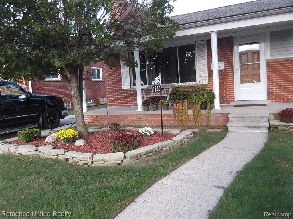 7860 North Henry Ruff Road Westland, MI 48185 - Photo 5 of 50 DETAILED LANDSCAPING