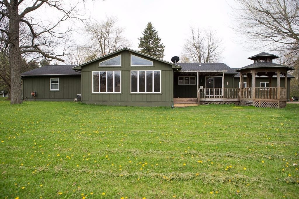 8886 Gross Road Dexter, MI 48130 - Photo 2 of 10 Photo 2
