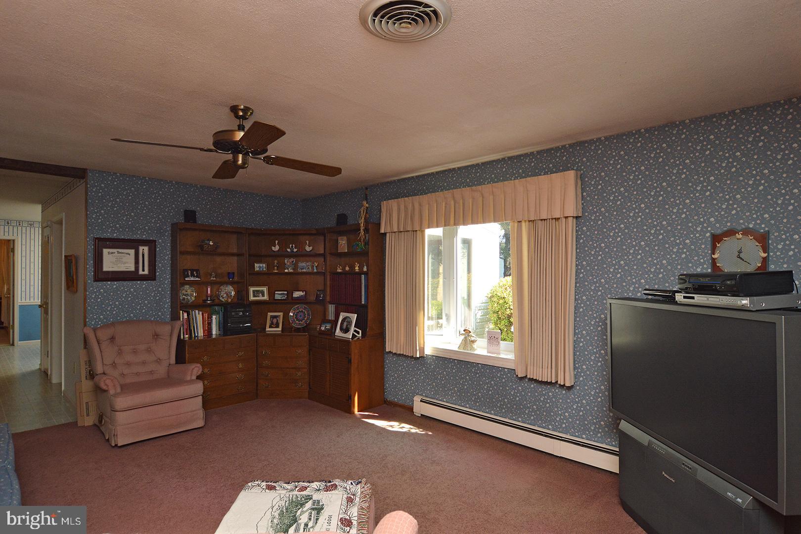 833 Broadcasting Road Reading, PA 19610 - Photo 14 of 29 Gallery Image 14