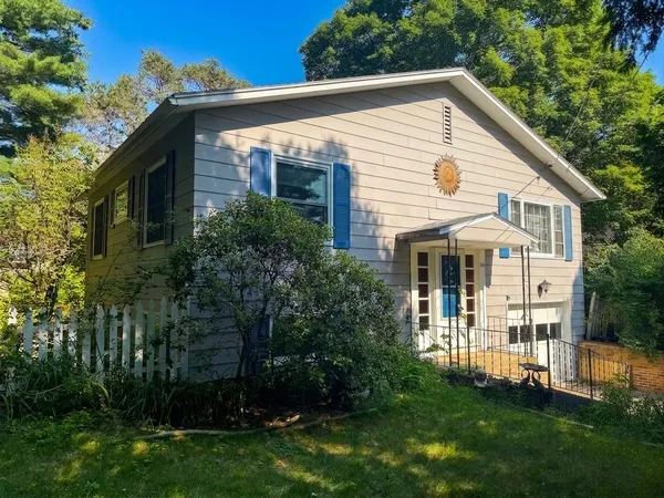 $510,000 | 304 Stonybrook Drive, Williston, VT 05495