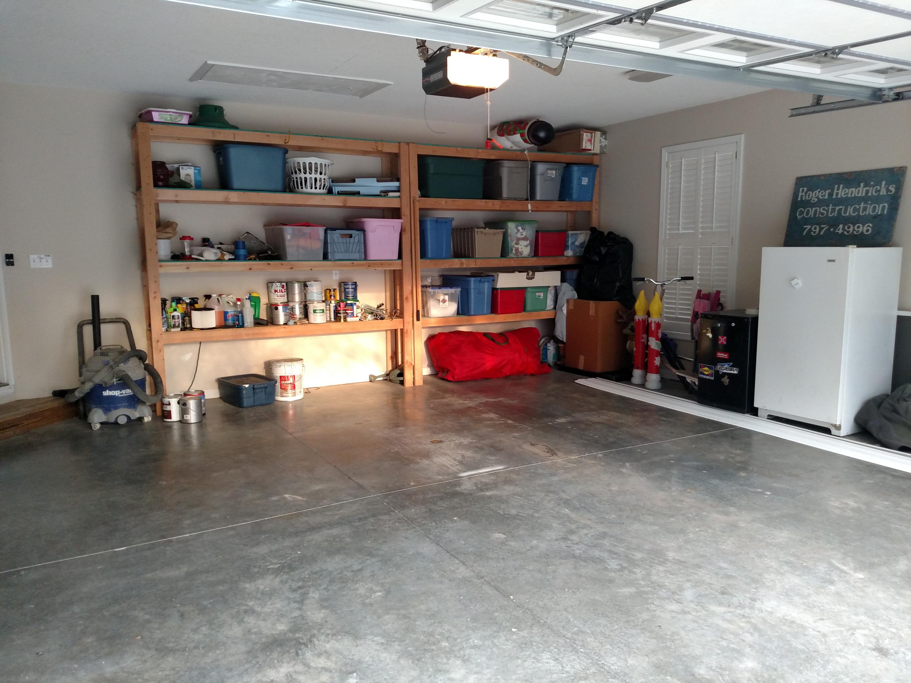 980 Meridian Road Crossville, TN 38555 - Photo 28 of 36 House Garage