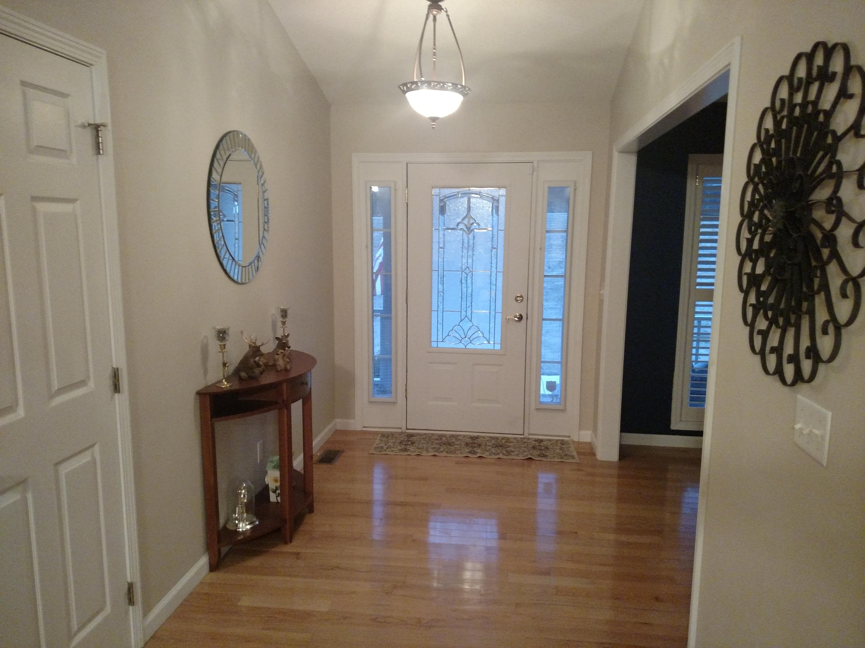 980 Meridian Road Crossville, TN 38555 - Photo 4 of 36 Entry Foyer