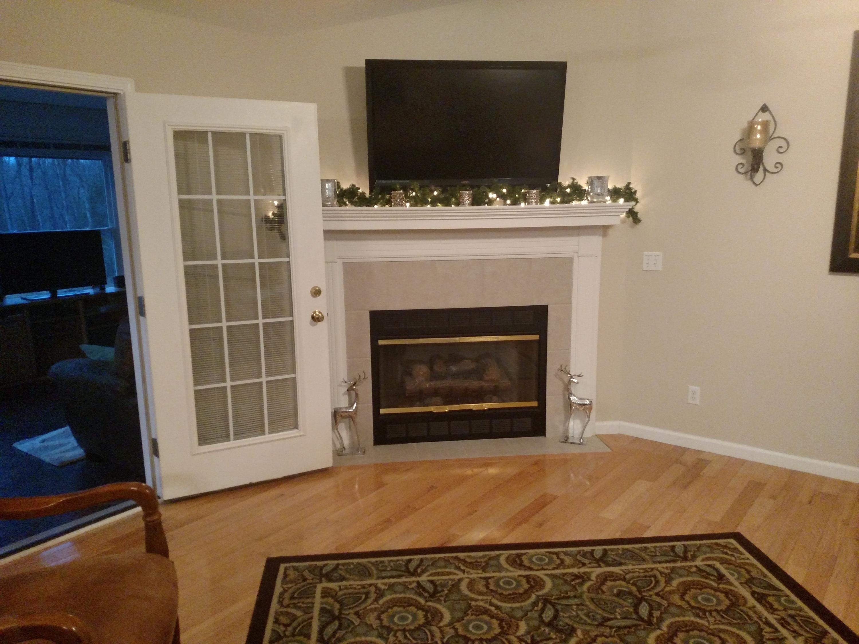 980 Meridian Road Crossville, TN 38555 - Photo 10 of 36 Gas Log Fireplace