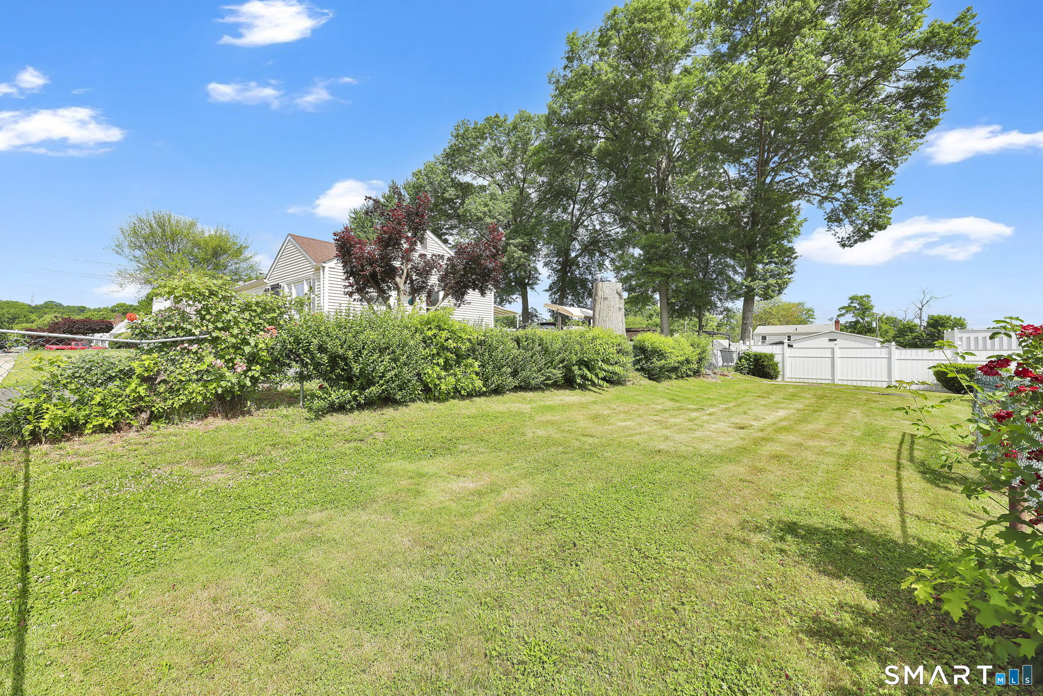 104 Exeter Street Hartford, CT 06106 - Photo 5 of 40
