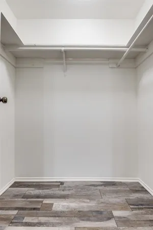 $1,300 | 9707 Richmond Avenue, Unit 34, Houston, TX 77063