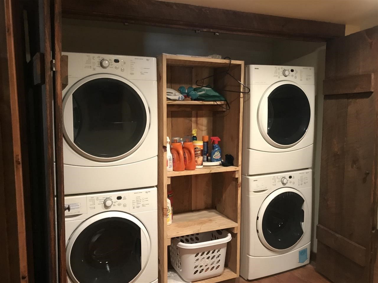 334 Davison Road Mammoth Lakes, CA 93546 - Photo 13 of 15 a utility room with dryer washer and a washer