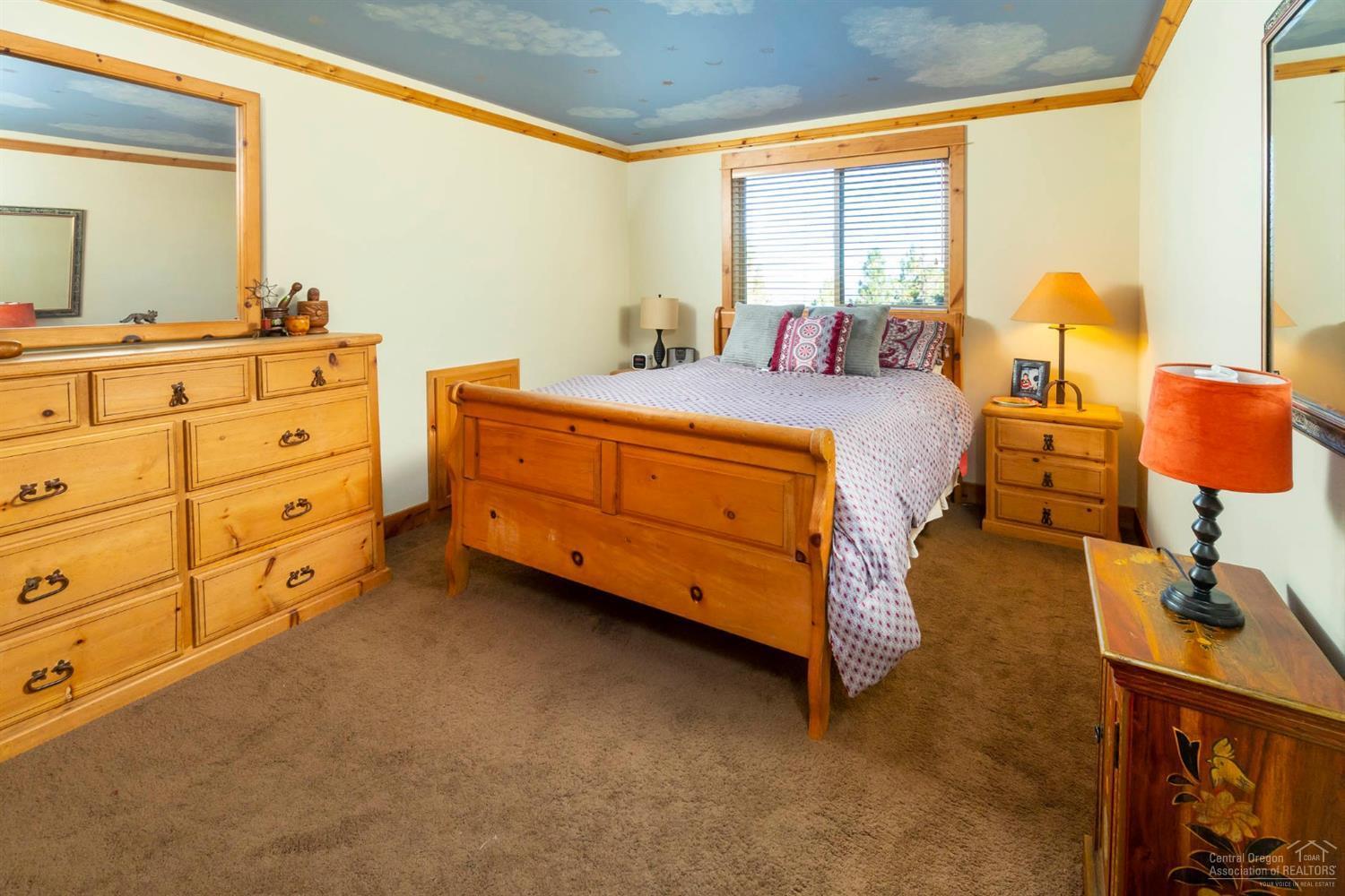 3624 Northwest Falcon Ridge Bend, OR 97703 - Photo 11 of 21 Additional Photo
