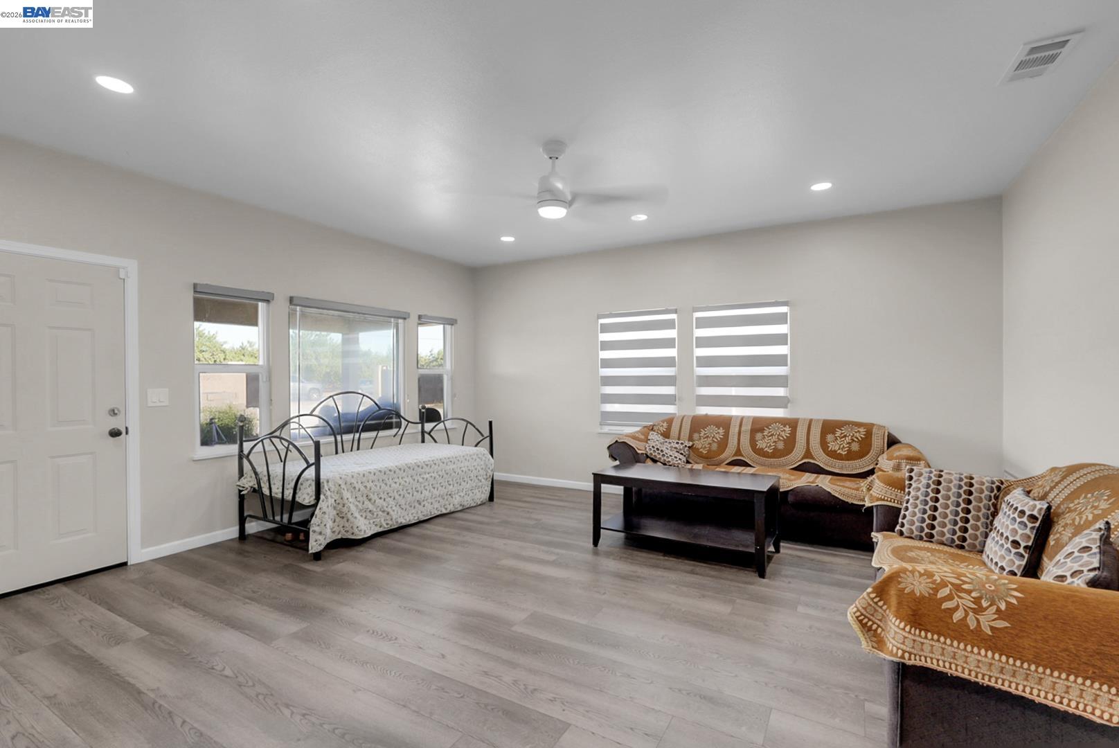 5825 Geer Road Hughson, CA 95326 - Photo 9 of 49