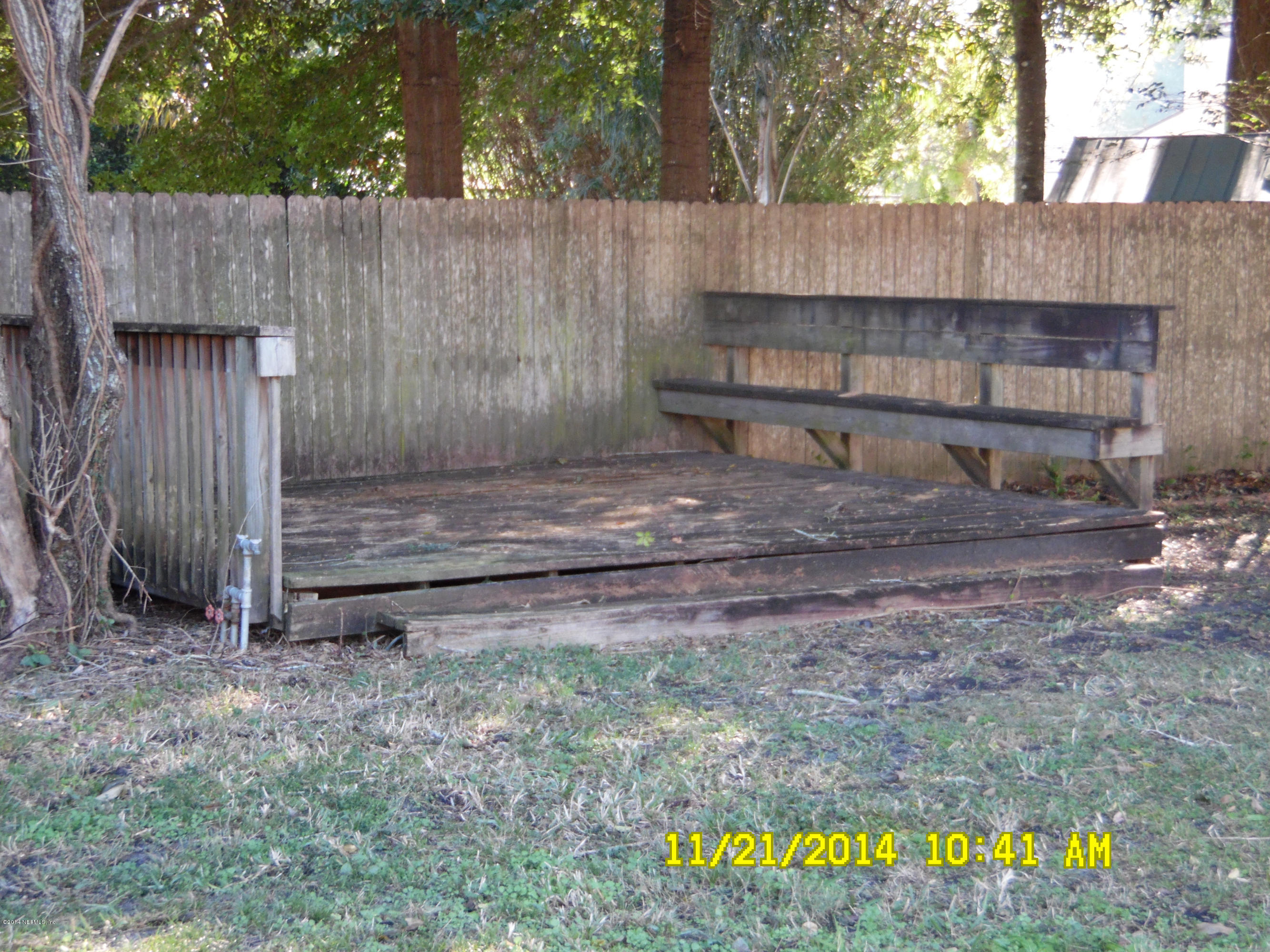 4620 Birkenhead Road Jacksonville, FL 32210 - Photo 3 of 22 Rear yard seat