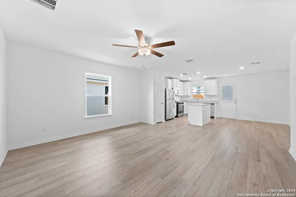 $1,810 | 11983 Luckey Villa, San Antonio, TX 78252