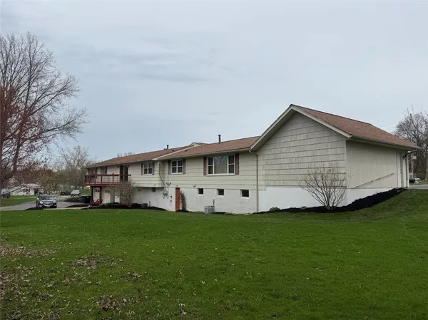 $479,900 | 1063-1065 Bay Road, Webster, NY 14580