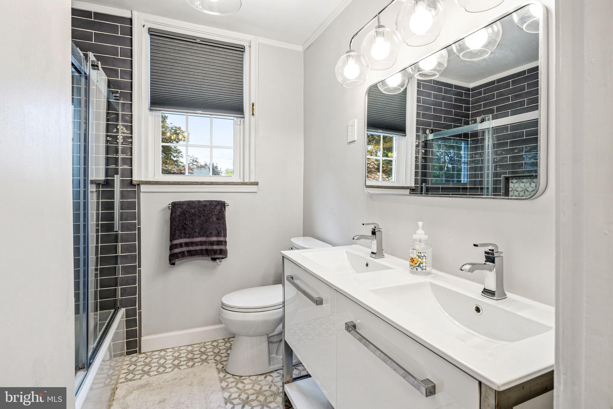 324 Sinkler Road Wyncote, PA 19095 - Photo 20 of 33