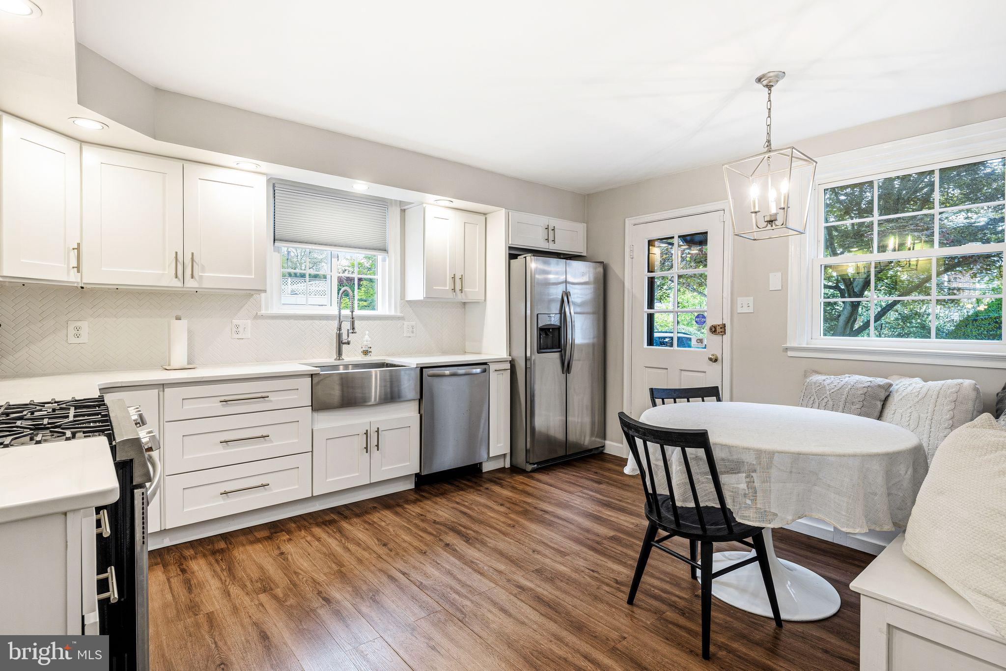 324 Sinkler Road Wyncote, PA 19095 - Photo 8 of 33