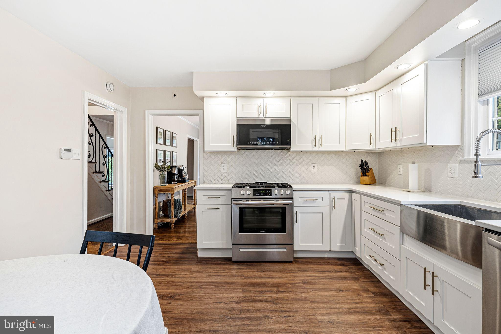 324 Sinkler Road Wyncote, PA 19095 - Photo 9 of 33