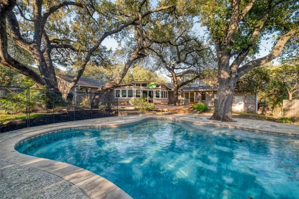 $2,299,000 | 3927 Knollwood Drive, Austin, TX 78731
