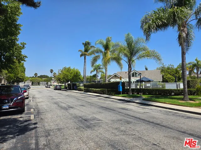 $3,500 | 8805 Berkshire Way, Unit B, Inglewood, CA 90305