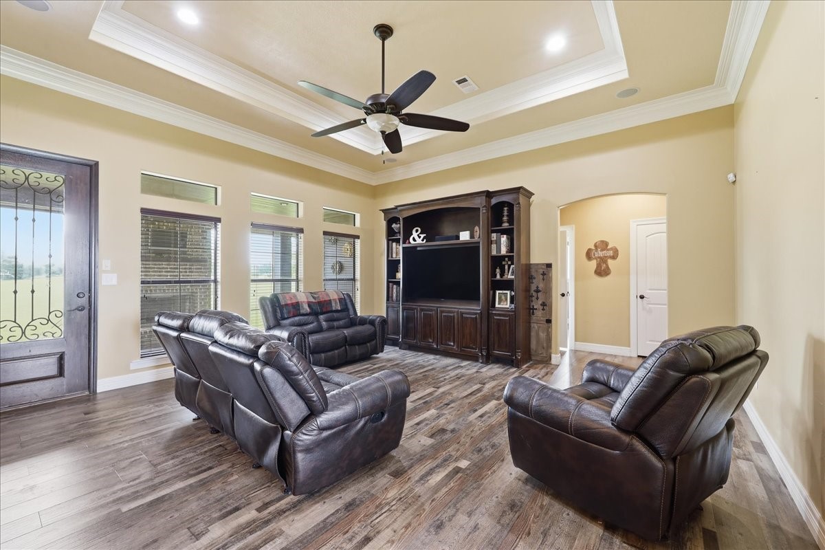11610 Ridgecrest Beaumont, TX 77705 - Photo 12 of 48