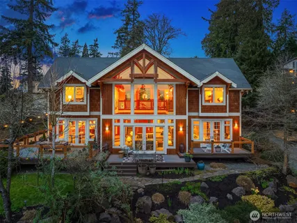 $2,800,000 | 8320 Northeast 110th Place, Kirkland, WA 98034