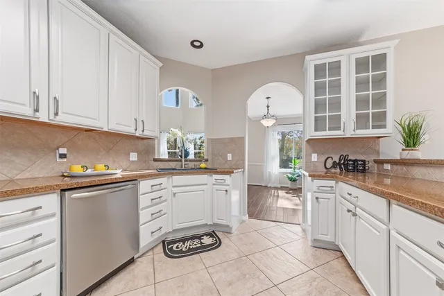 $386,000 | 8410 Hunters Village Drive, Humble, TX 77346