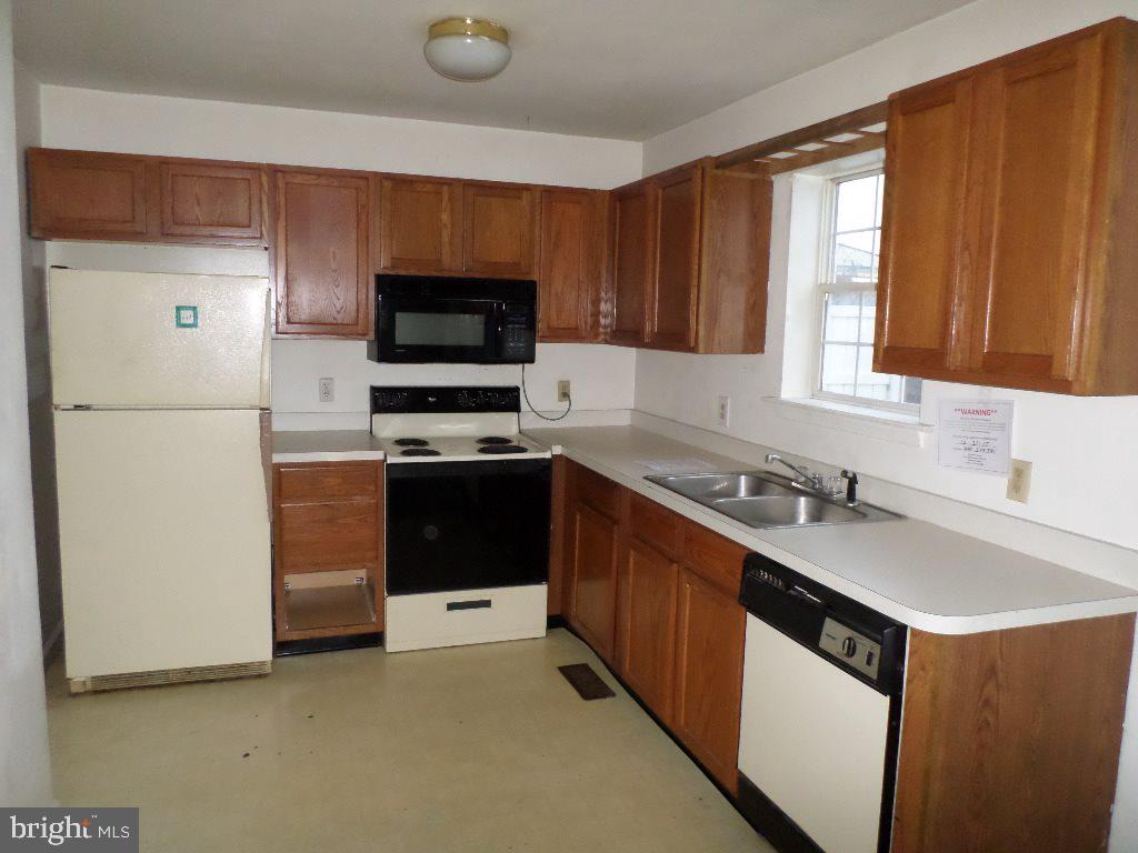53 Mall Road Etters, PA 17319 - Photo 6 of 13 Gallery Image 6