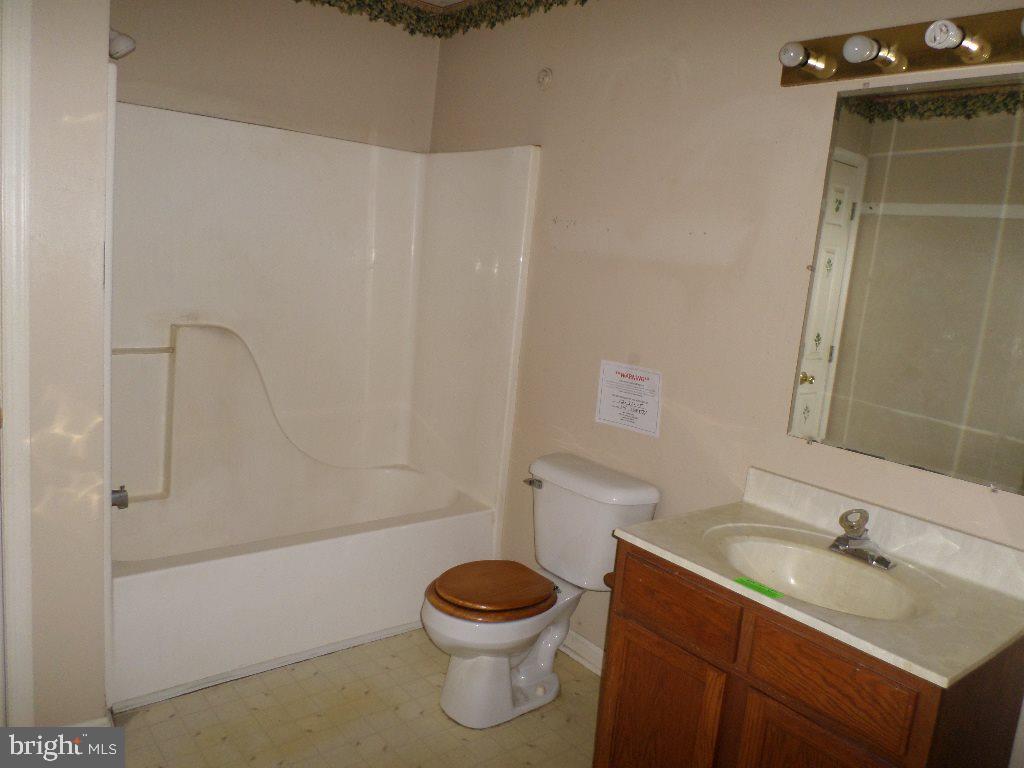 53 Mall Road Etters, PA 17319 - Photo 8 of 13 Gallery Image 8