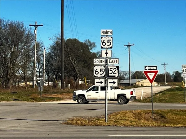 $250,000 | 22924 52nd Highway West, Cole Camp, MO 65325