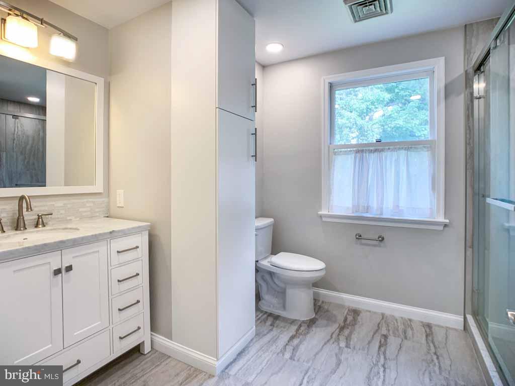 315 Saly Road Yardley, PA 19067 - Photo 6 of 43 Opulent Master bath
