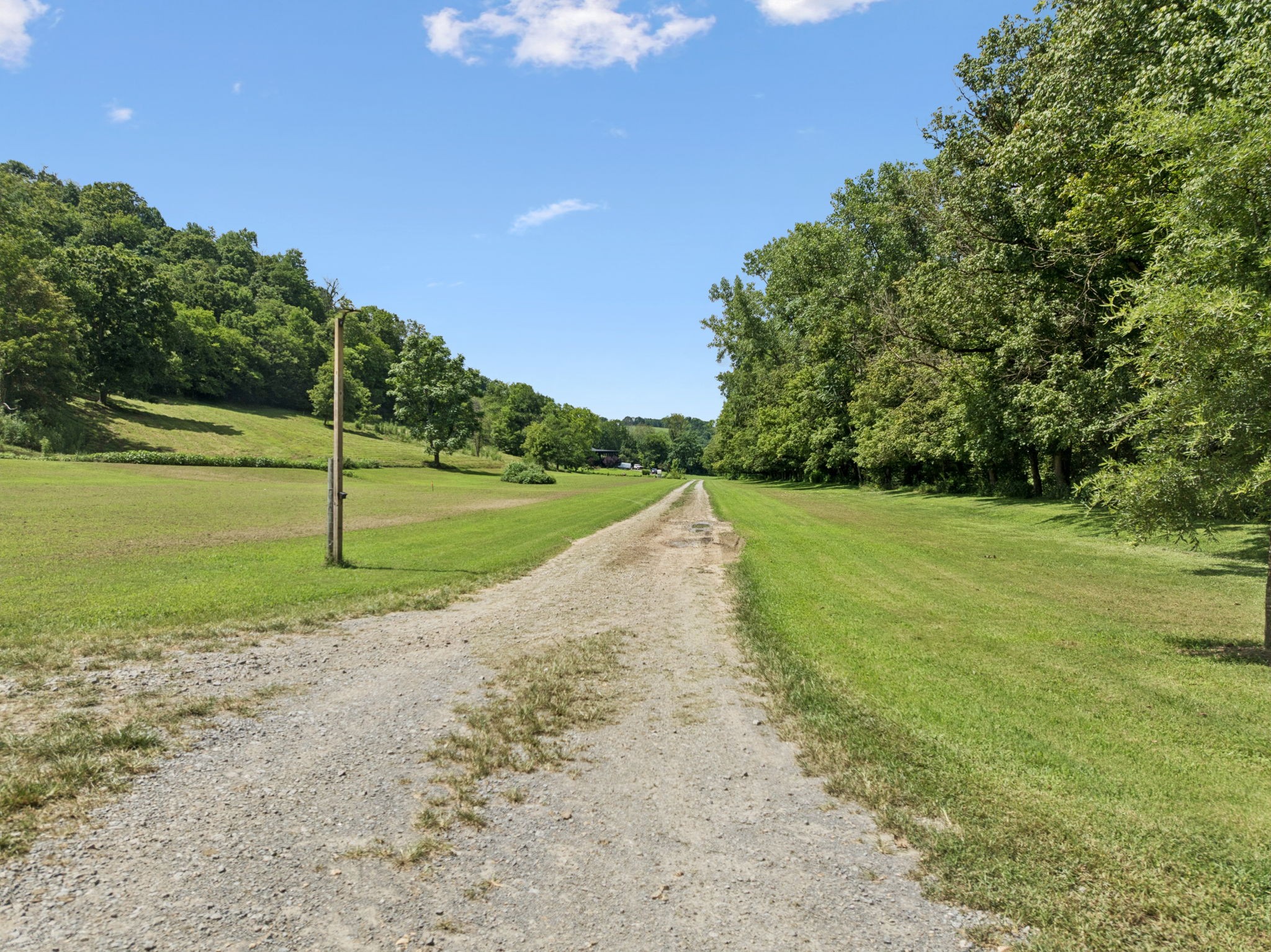 2864 Sycamore Valley Road Pleasant Shade, TN 37145 - Photo 2 of 46