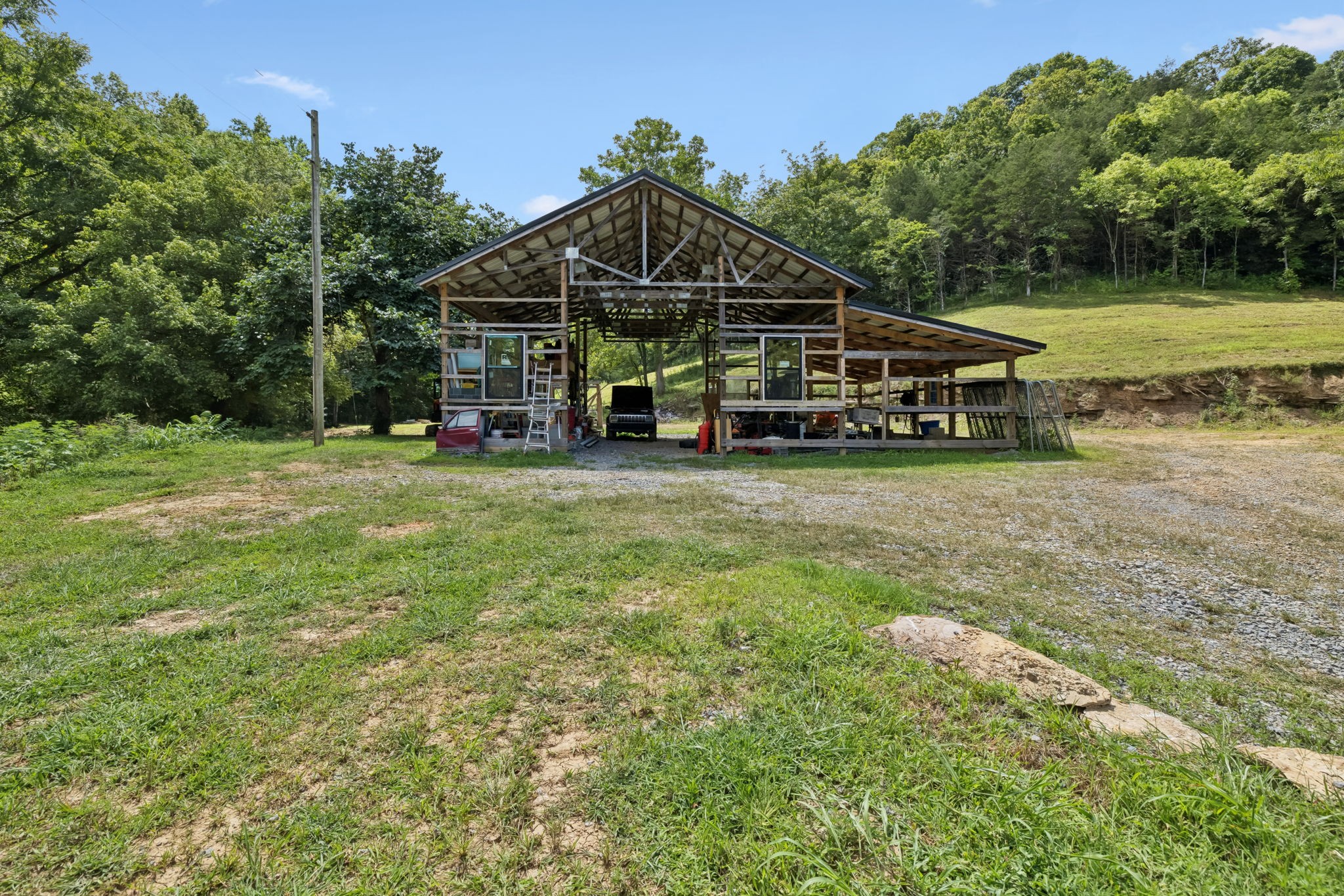 2864 Sycamore Valley Road Pleasant Shade, TN 37145 - Photo 8 of 46