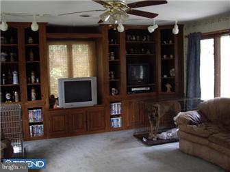 25 Nassau Road Lumberton, NJ 08048 - Photo 4 of 12 Family Room