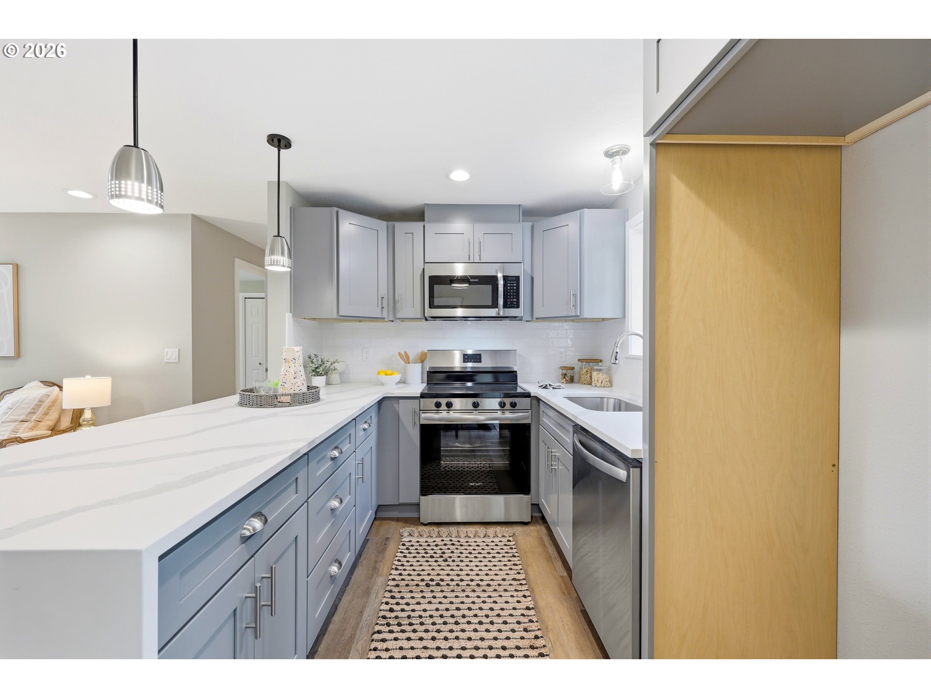 1740 Southeast River Forest Road Milwaukie, OR 97267 - Photo 12 of 40