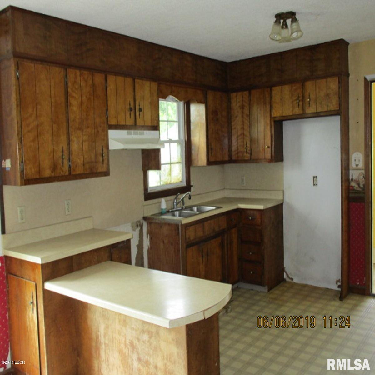 2510 Wasson Road Harrisburg, IL 62946 - Photo 3 of 8 Gallery Image 3
