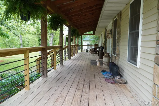 $249,900 | 31514 Old Highway 5, Lebanon, MO 65536