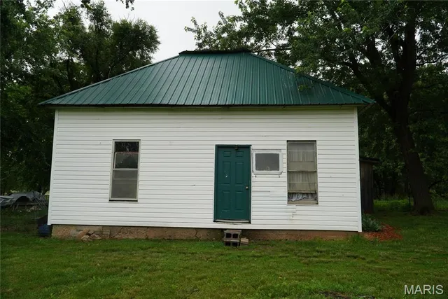 $249,900 | 31514 Old Highway 5, Lebanon, MO 65536