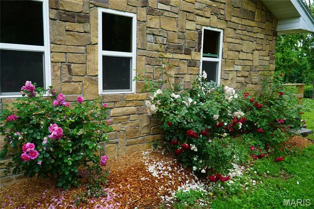 $249,900 | 31514 Old Highway 5, Lebanon, MO 65536