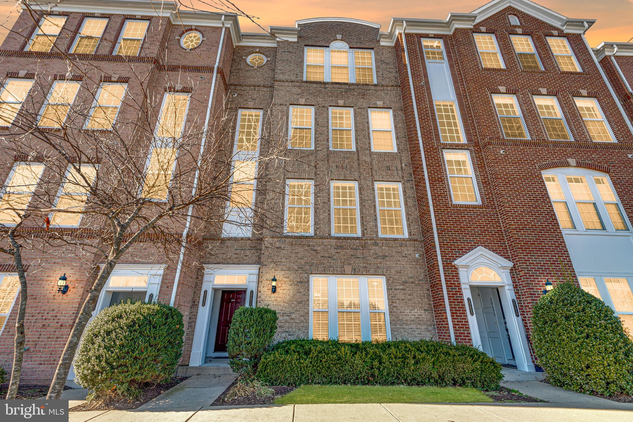 20654 Sibbald Square Ashburn, VA 20147 - Photo 1 of 43