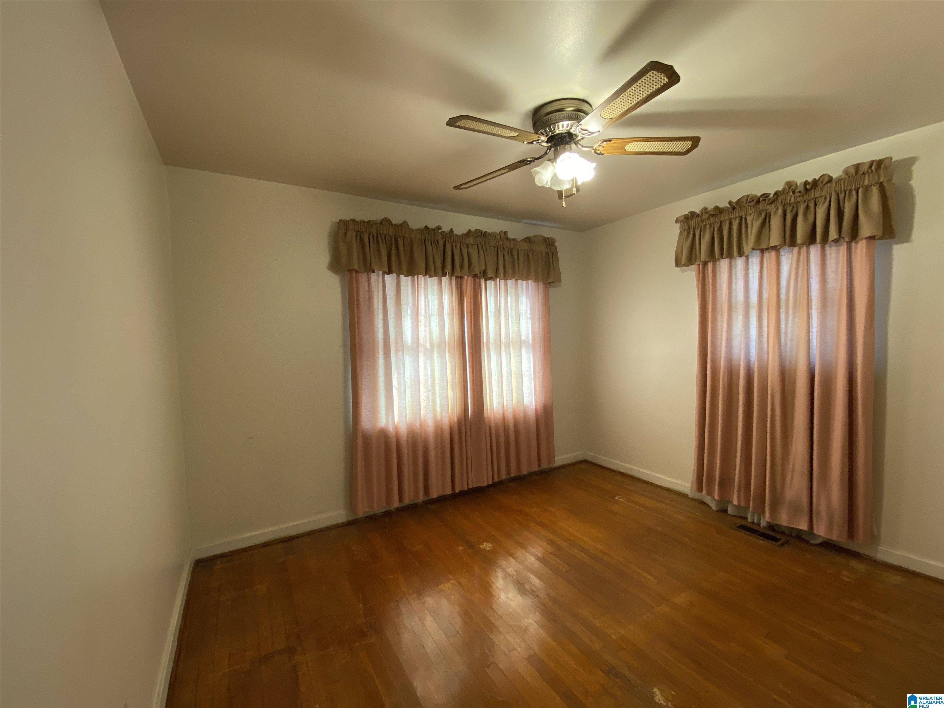 107 Elm Street Southwest Bessemer, AL 35022 - Photo 4 of 12