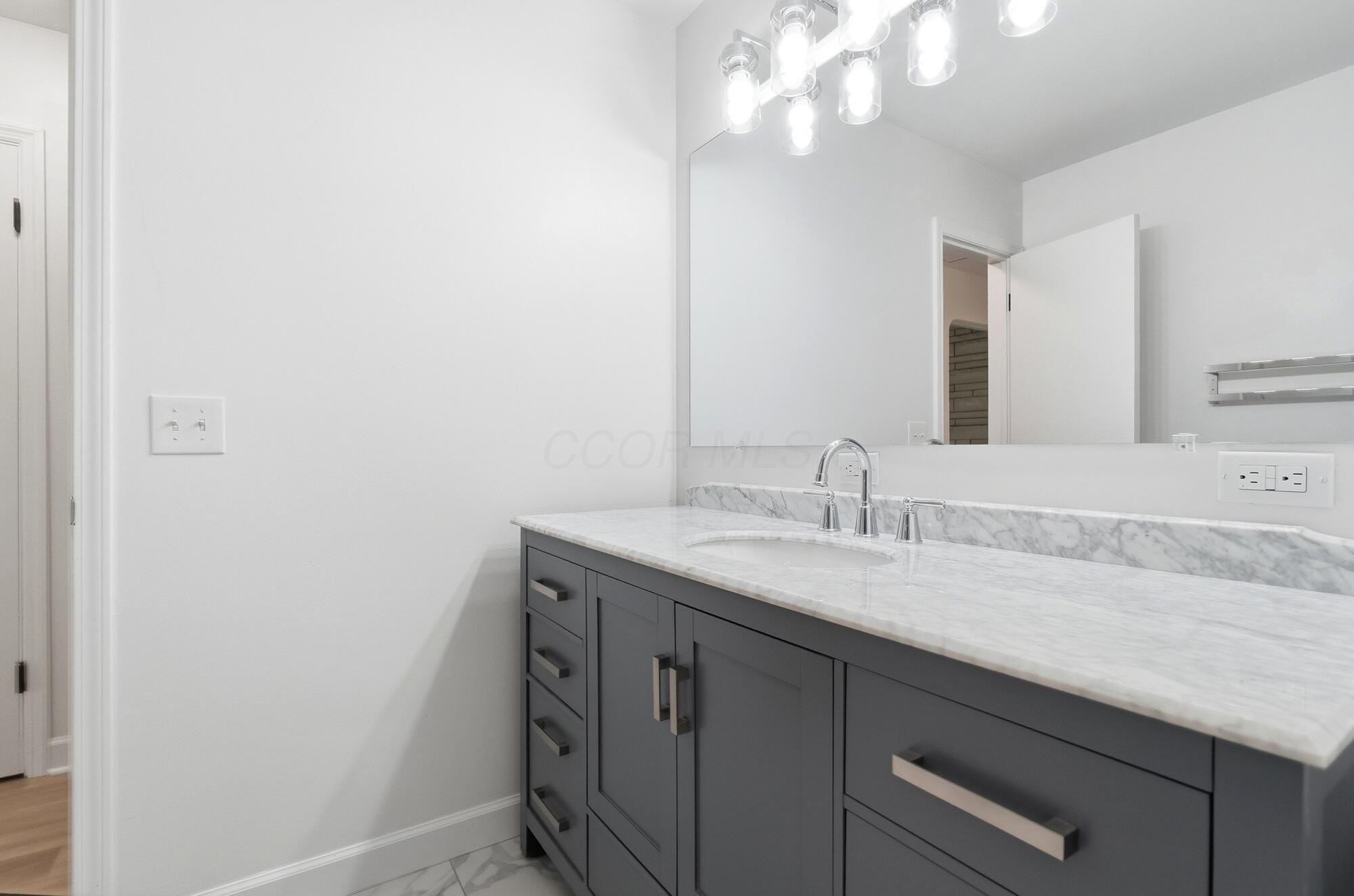 3555 Trabue Road Columbus, OH 43204 - Photo 16 of 44
