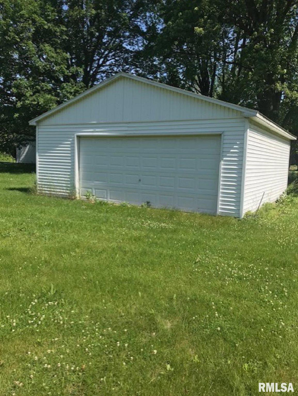 17519 River Road North Cordova, IL 61242 - Photo 3 of 19 Gallery Image 3