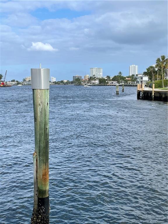 740 South Federal Highway, Unit 312 Pompano Beach, FL 33062 - Photo 35 of 43 a terrace with a city view