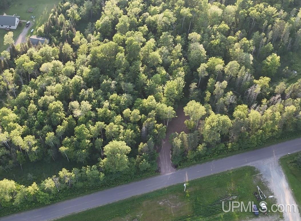 16130 Bellaire Road Baraga, MI 49908 - Photo 3 of 24