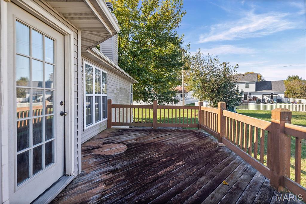 651 Glen Mor Shiloh, IL 62221 - Photo 7 of 50