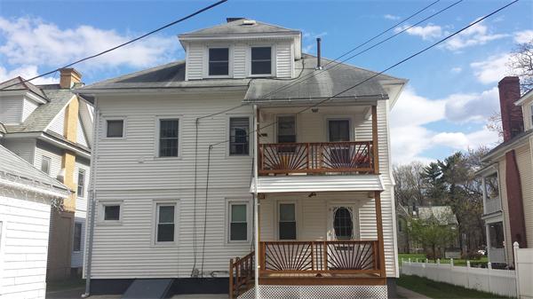 372 Sumner Avenue Springfield, MA 01108 - Photo 4 of 30 a front view of a house